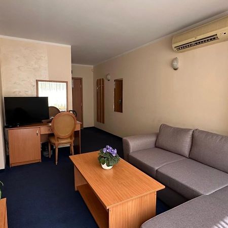 Central Plaza Hotel Sofia Luaran gambar