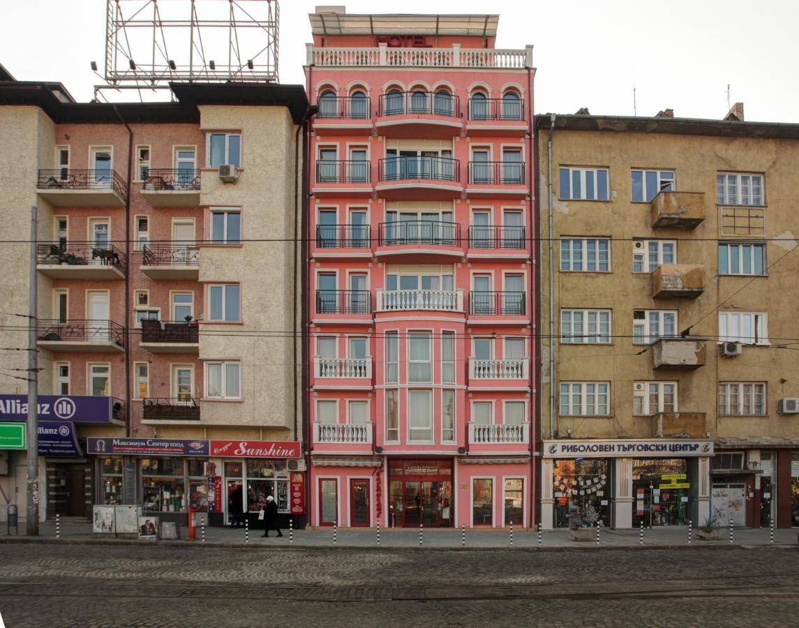Central Plaza Hotel Sofia Luaran gambar