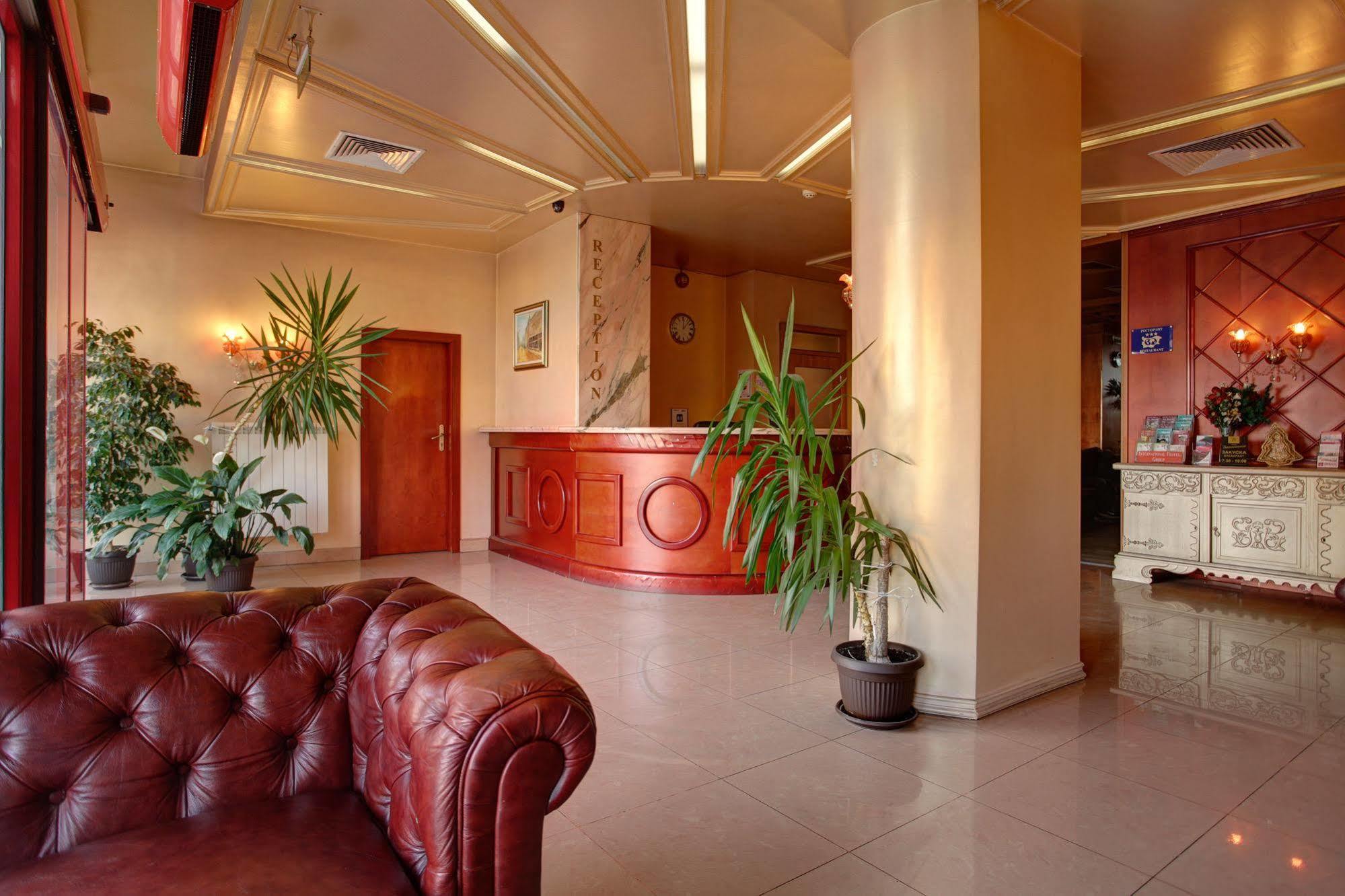 Central Plaza Hotel Sofia Luaran gambar